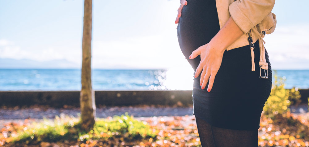 Femmes enceintes, sus aux envahisseurs !